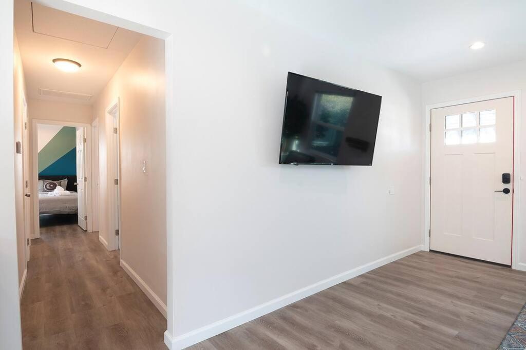 Beautiful 3 Bed 1 Bath Designer Home + Hot Tub Los Angeles Zewnętrze zdjęcie